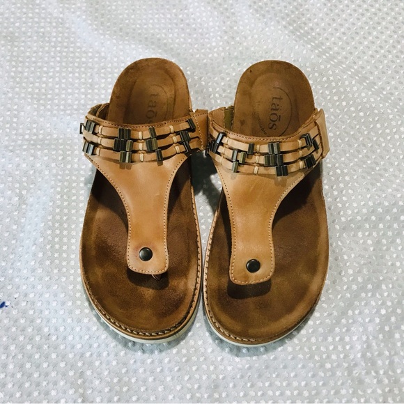 Taos sandals - Picture 1 of 9